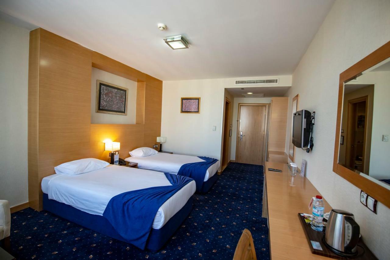 Gaziantep Plaza Hotel Esterno foto